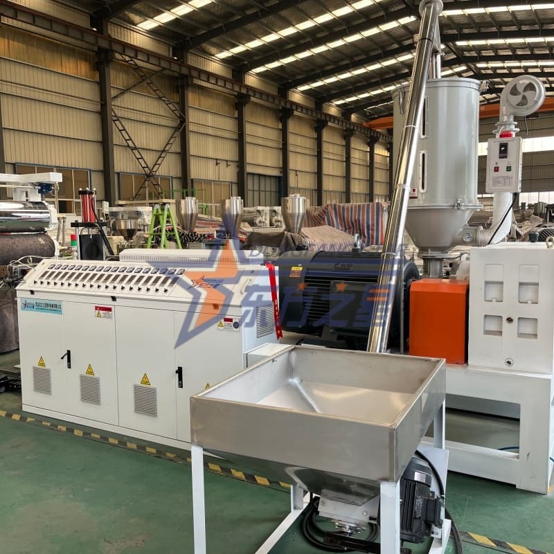 Опрема против лизгање на TPE од индустриско одделение